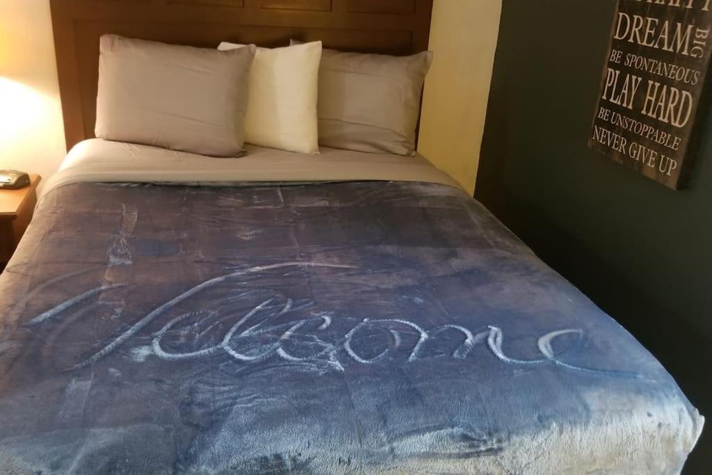 Osu King Bed Hotel Room 109 Wi-Fi Booking Stillwater Exteriér fotografie